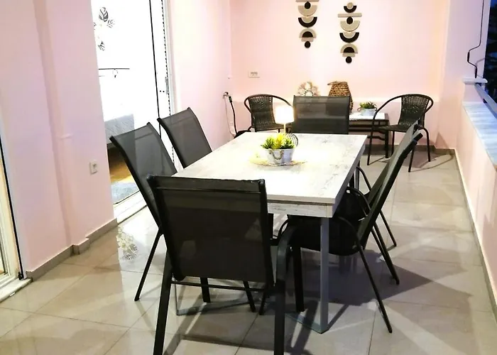 Aelio Deluxe Akrata Apartman