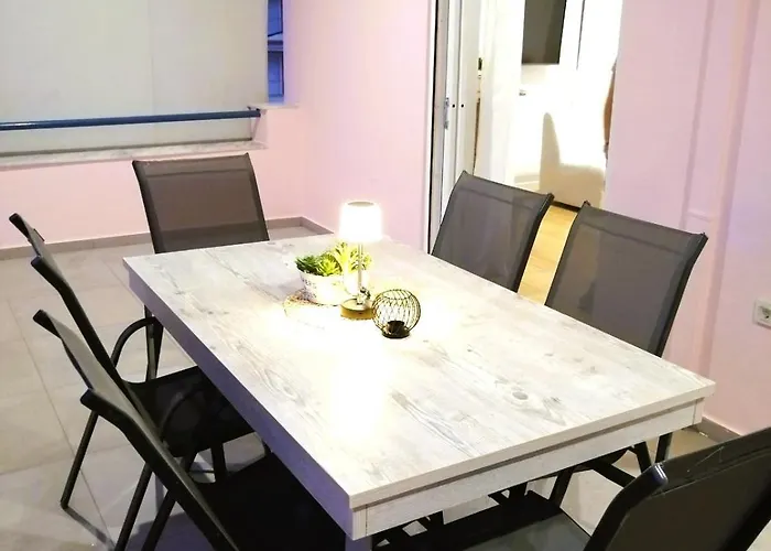 Aelio Deluxe Akrata Paralia Akratas